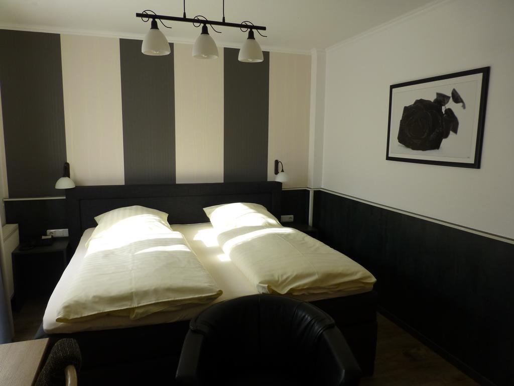 Hotel Ruestersieler Hof Wilhelmshaven Zewnętrze zdjęcie